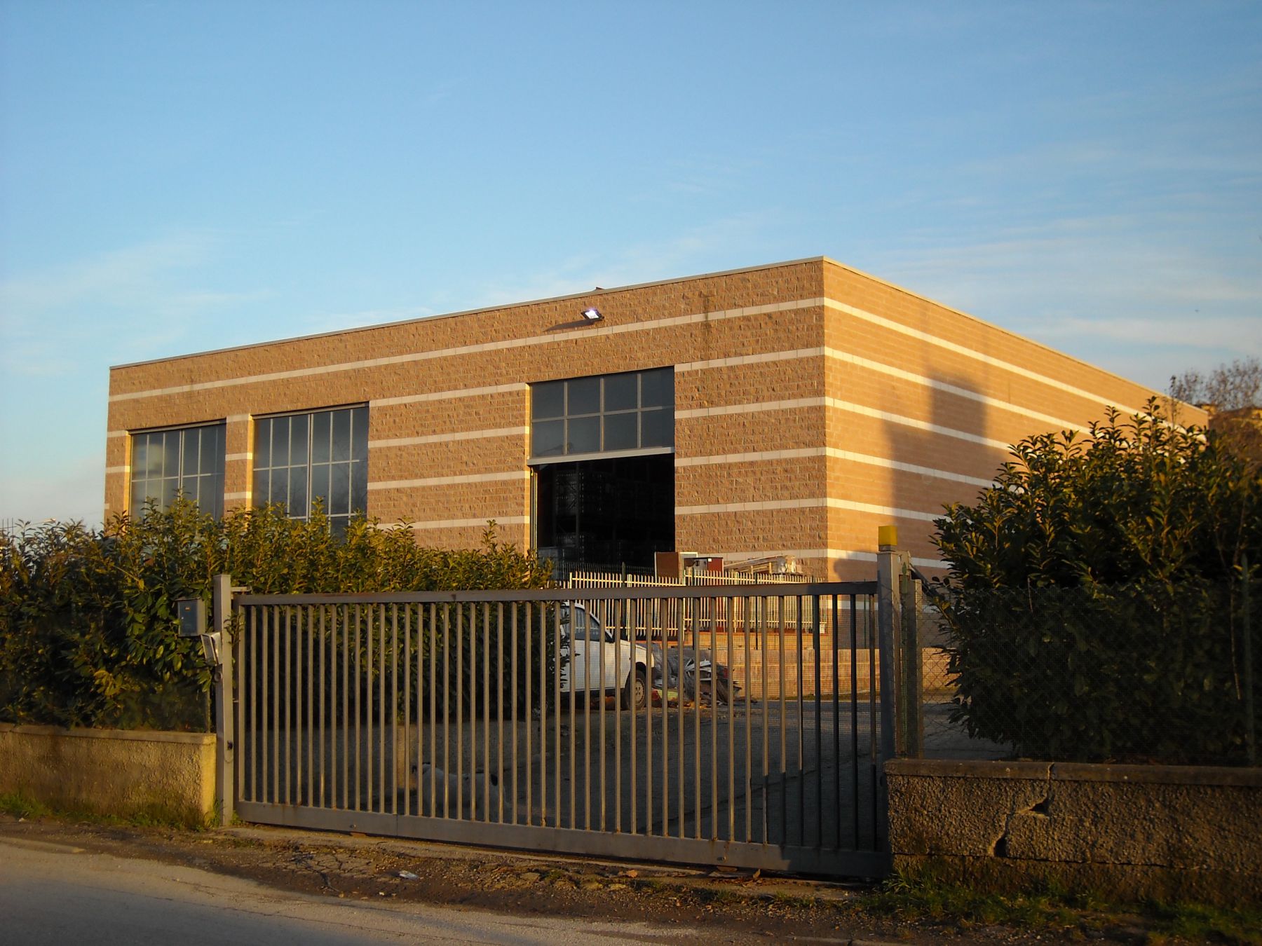 EDIFICIO ARTIGIANALE - 3